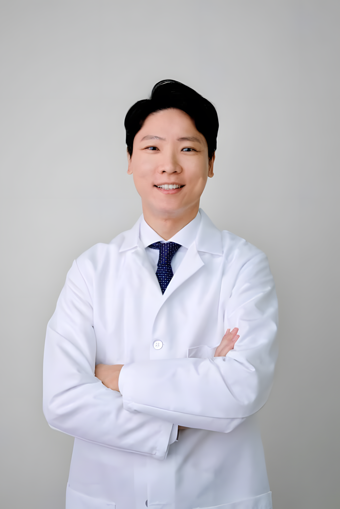 Dr Woo headshot website 683x1024 upscayl 2x upscayl standard 4x